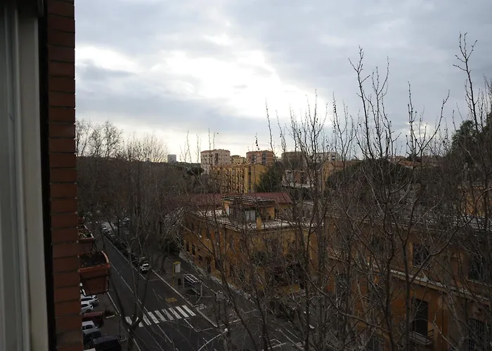 Francis House Apartment